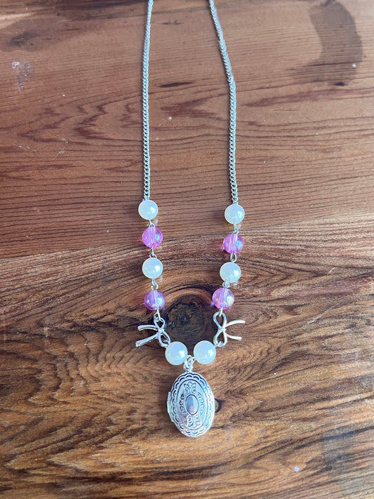 Padmé Locket Necklace